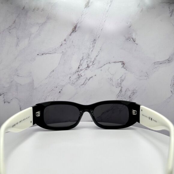 New CHANEL Sunglasses - Picture 13 of 16